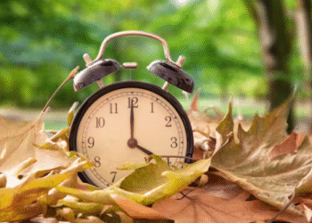Небезпечний експеримент: чи переведуть в Україні годинники на зимовий час