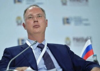 Зеленский объяснил, почему переговорщик Путина экстренно летал в США