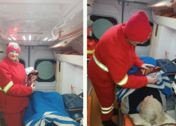 Подвійний ризик: 48-річна жінка народила у «швидкій» на Дніпропетровщині