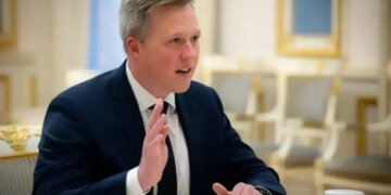 Міністр армії США зробив песимістичний прогноз щодо ситуації в Україні: реакція Венса і Рубіо не забарилась