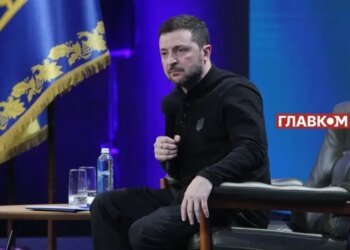 Президенту нужно доверие общества, и он может его вернуть