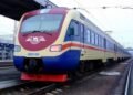 Коригування руху потягів: атаки зупинили рейси на Дніпропетровщині