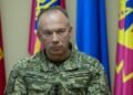 Стратегічний захист Дніпра: Сирський спростував чутки про оточення військ