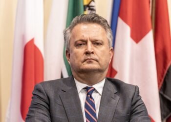 Мирные переговоры с Россией прекращены: заместитель главы МИД объяснил, почему