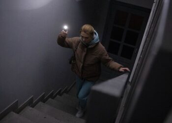 «Укрэнерго» опубликовало жесткие графики отключений света на 13 ноября