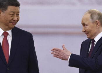 Подарок на $20 миллиардов: Путин продал Китаю нефть с бешеной скидкой