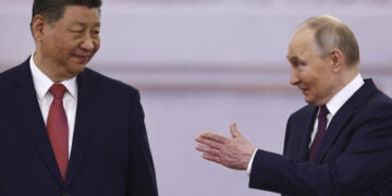 Подарок на $20 миллиардов: Путин продал Китаю нефть с бешеной скидкой