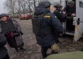 "Бережіть себе": рятувальники евакуювали ще двох мешканців з Дружківки на Донеччині