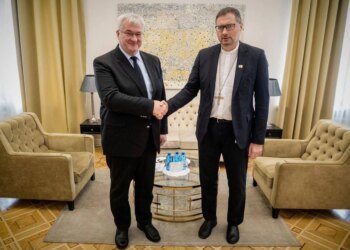 Сибіга обговорив із Апостольським нунцієм співпрацю України та Святого Престолу