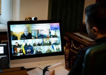 Зеленський доручив командувачу Повітряних сил визначити додаткові опції захисту для Харкова