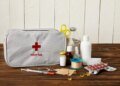 Домашня аптечка взимку під час війни: що перевірити й що можна докупити за один вечір
