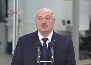 "Лопата в руки і чистити сніг": лукашенко розкрив секрет жіночої краси