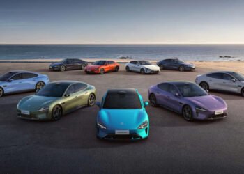 Китай впервые стал лидером мирового рынка авто и обогнал Японию