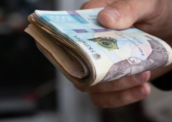 Деньги при увольнении: в каких случаях украинцам гарантирована выходная помощь