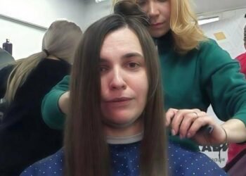 Безкоштовна стрижка як терапія у Дніпрі: історія переселенки з Донеччини