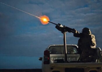 росіяни атакували Україну понад 90 БПЛА: 76 збито, є влучання