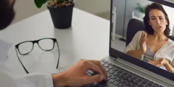 Дерматолог у Дніпрі – консультація онлайн без черг і стресу