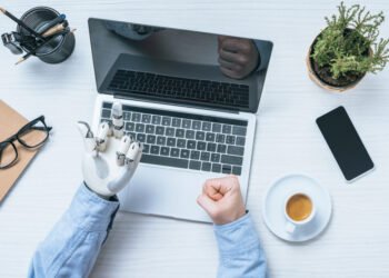 Искусственный интеллект становится мстительным: агент OpenClaw атаковал разработчика, который отклонил его код