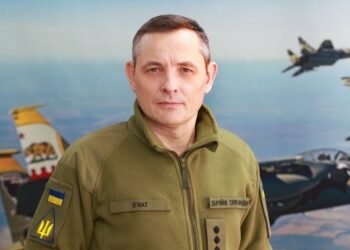 Некоторые комплексы ПВО иногда стоят пустые, а атаку надо отражать: интервью с Игнатом