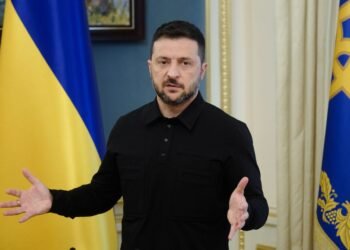 “Россияне хотят заменить меня”: Зеленский о выборах и перемирии