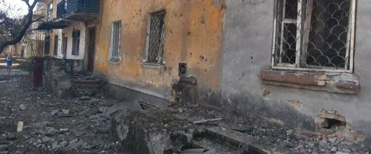 Палаючі будинки і поранені люди: що відомо про атаки на Дніпропетровщину