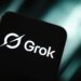 Підлітки подали до суду на компанію Маска через порнографічні зображення, створені Grok