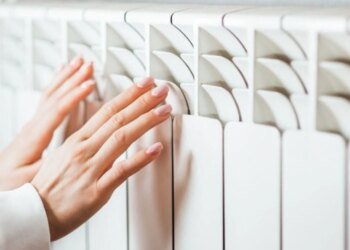 росія завдала ударів по теплогенерації – наслідки у трьох регіонах, понад 32 тис. споживачів без опалення