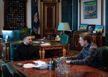 Зеленський зустрівся з бригадним генералом "Редісом"