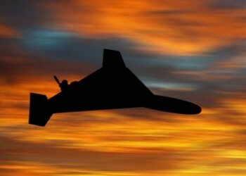 Ворожий дрон атакував енергообʼєкт біля Нововолинська, є перебої зі світлом та водою