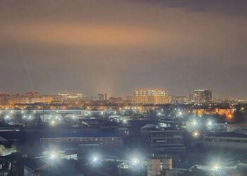 російський краснодар знову під масованою атакою дронів жителі повідомляють про вибухи