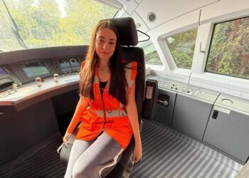 Прямувала на допомогу пасажирам: на Одещині під час евакуації загинула 19-річна провідниця, розпочато розслідування