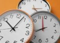 Переведення годинників: коли та навіщо змінюють час на літній