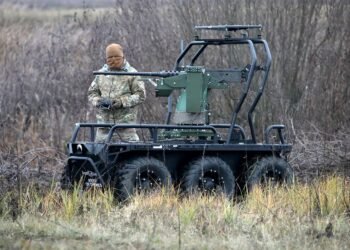 Роботы, ПВО и артиллерия: бригады ТрО получат мощное усиление