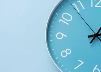 Точний час в Україні: де перевірити і як не спізнитися