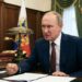 Россия будет тянуть переговоры до 2027 года: что стоит за расчетом Кремля