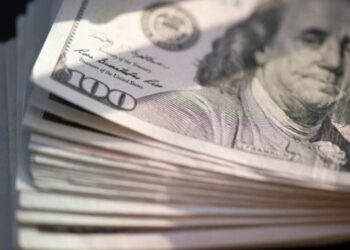 Доллар готовит сюрприз: обменники удивят курсом на неделе