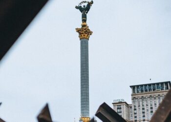 Россия якобы ударила по Киеву новым “Ланцетом” с ИИ: Флэш отреагировал на информацию