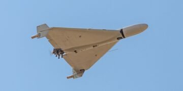 Иран дронами атаковал крупнейший нефтяной порт ОАЭ и аэропорт Дубая