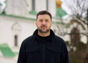 Зеленский о визите венгерской “делегации”: неизвестно, что они здесь делают