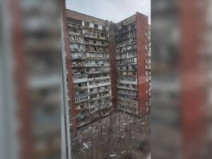 У Дніпрі шахед влучив у багатоповерхівку: подробиці