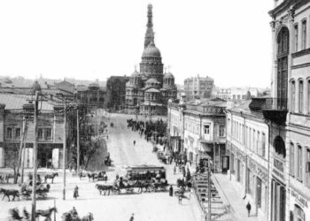 Вытеснить понятие “Русь”: историк объяснил истинные мотивы переноса столицы УССР