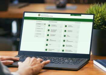 10 июня – не приговор: в Пенсионном фонде объяснили, что на самом деле произойдет с бумажными трудовыми книжками