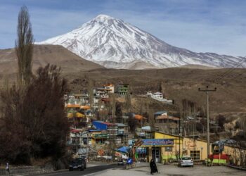Миф о мозаичной стране: почему внешнее вмешательство никогда не спровоцирует гражданскую войну в Тегеране