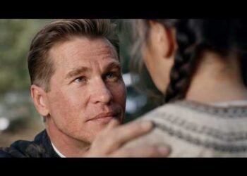 Вэл Килмер умер в 2025-м, но оцифрованным сыграл священника в “As Deep as the Grave”: трейлер