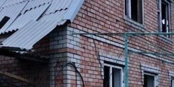 Пожежа на АЗС і руйнування: Дніпропетровщина потрапила під масштабну атаку