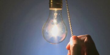 У понеділок в Україні не прогнозують відключень світла – Укренерго