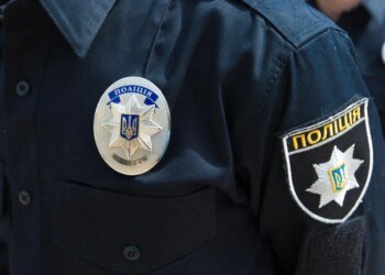 У Львові поліція встановлює обставини наїзду авто ТЦК на жінку