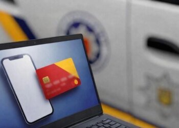 Шахраї розсилають повідомлення про "збереження пенсії" – поліція пояснила ризики