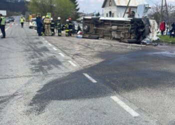 У смертельній ДТП на Івано-Франківщині загинув водій маршрутки, є постраждалі