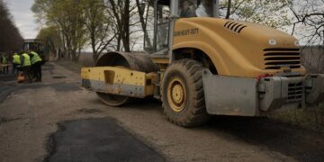 В Україні відремонтували понад 5,7 млн кв.м доріг – уряд заявив про рекордні темпи